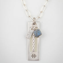 Load image into Gallery viewer, CLP Silver Necklace with Labradorite
